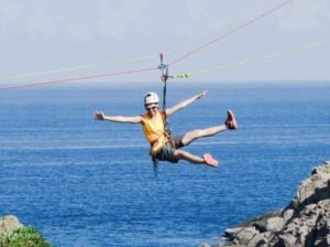 India's Thrilling Sea Zipline Adventure: Dive into the Abyss at Ratnagiri's Aare Ware Beach!"